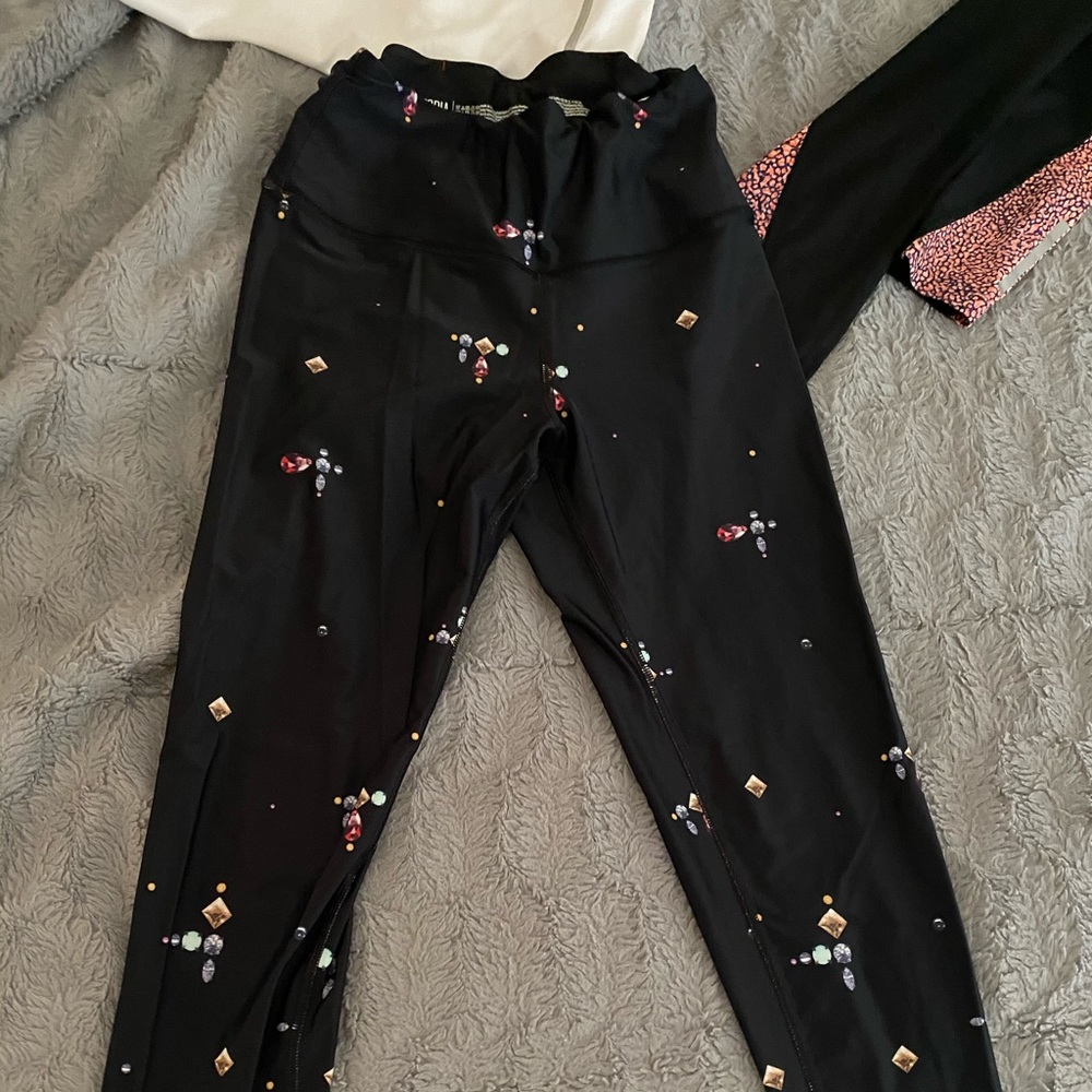 VS leggings